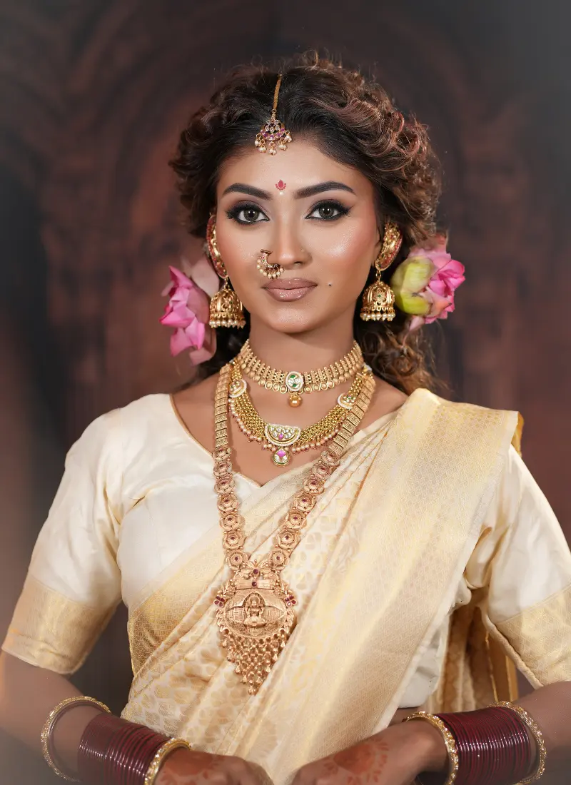 Bridal Makeup for Dusky Skin in Lucknow | Darpan by Pooja